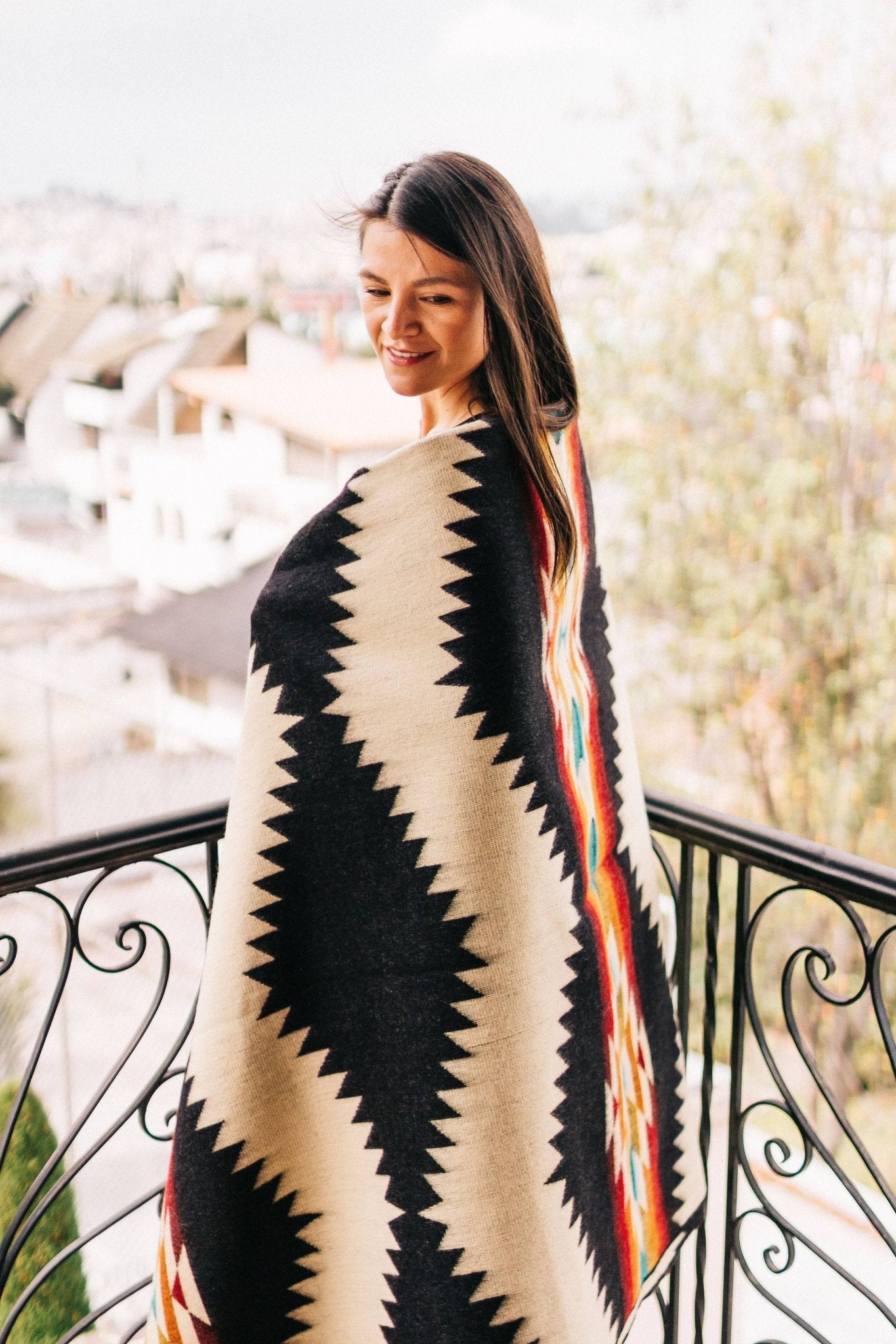 Tsachila Blanket – Colorful Black - Off Leash Designs